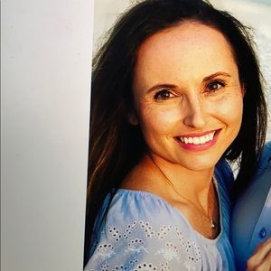 Meet your Posher, Robyn